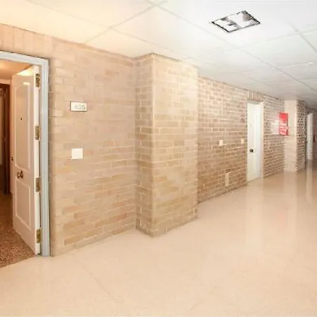Apartamento Dos Torres Alierta - Edificio De Con Parking Privado Amplios Para Estar Como En Casa Ideal Para Grupos Y Empresas Zaragoza