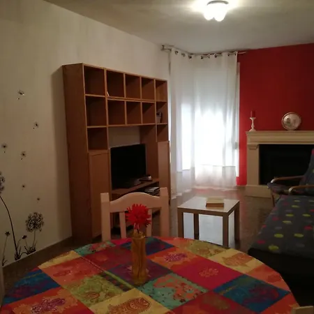 Dos Torres Alierta - Edificio De Con Parking Privado Amplios Para Estar Como En Casa Ideal Para Grupos Y Empresas Apartamento