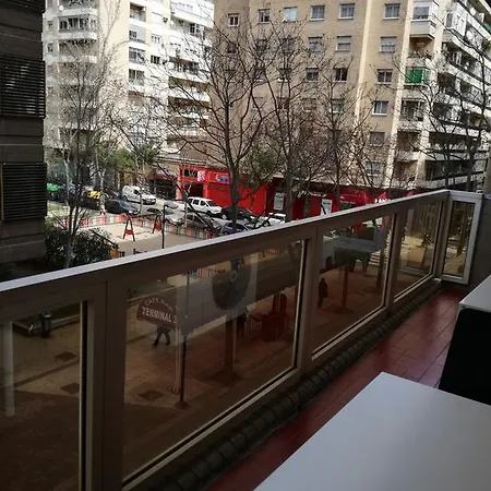 Apartamento Dos Torres Alierta - Edificio De Con Parking Privado Amplios Para Estar Como En Casa Ideal Para Grupos Y Empresas