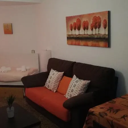 Apartamento Dos Torres Alierta - Edificio De Con Parking Privado Amplios Para Estar Como En Casa Ideal Para Grupos Y Empresas Zaragoza