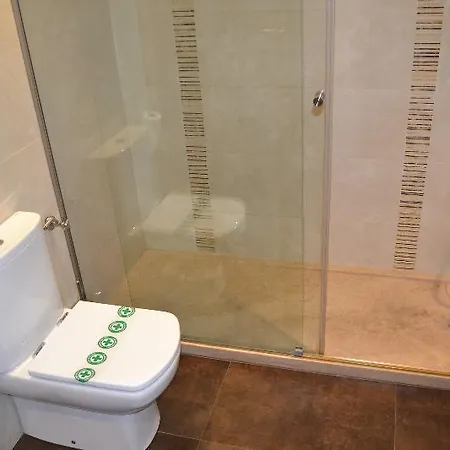 Apartamento Dos Torres Alierta - Edificio De Con Parking Privado Amplios Para Estar Como En Casa Ideal Para Grupos Y Empresas