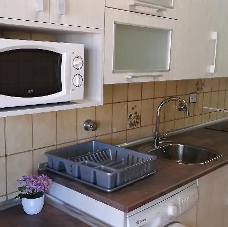 Dos Torres Alierta - Edificio De Con Parking Privado Amplios Para Estar Como En Casa Ideal Para Grupos Y Empresas Apartamento Zaragoza