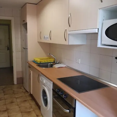 Apartamento Dos Torres Alierta - Edificio De Con Parking Privado Amplios Para Estar Como En Casa Ideal Para Grupos Y Empresas *