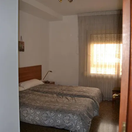 Apartamento Dos Torres Alierta - Edificio De Con Parking Privado Amplios Para Estar Como En Casa Ideal Para Grupos Y Empresas Zaragoza
