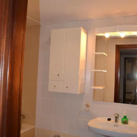 Apartamento Dos Torres Alierta - Edificio De Con Parking Privado Amplios Para Estar Como En Casa Ideal Para Grupos Y Empresas Zaragoza