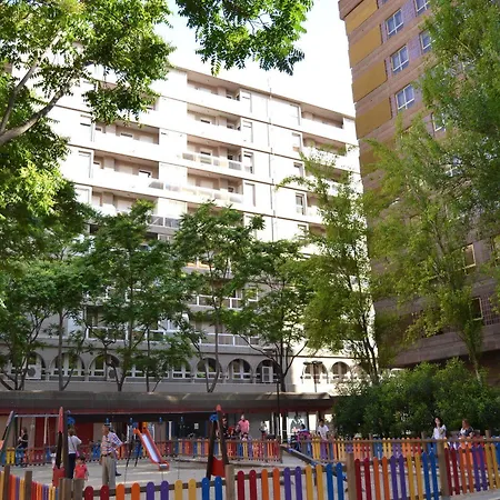 Apartamento Dos Torres Alierta - Edificio De Con Parking Privado Amplios Para Estar Como En Casa Ideal Para Grupos Y Empresas *