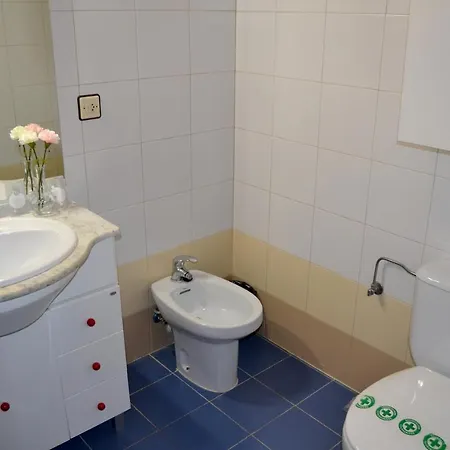 Apartamento Dos Torres Alierta - Edificio De Con Parking Privado Amplios Para Estar Como En Casa Ideal Para Grupos Y Empresas *